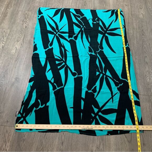 CASUAL MOVEMENTS Vintage Shawl Wrap Sarong Women’s Teal Black Hibiscus Floral. - Picture 5 of 6